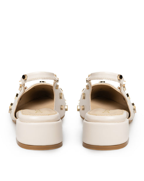 Zapatilla Latte Slingback Estoperoles 3525
