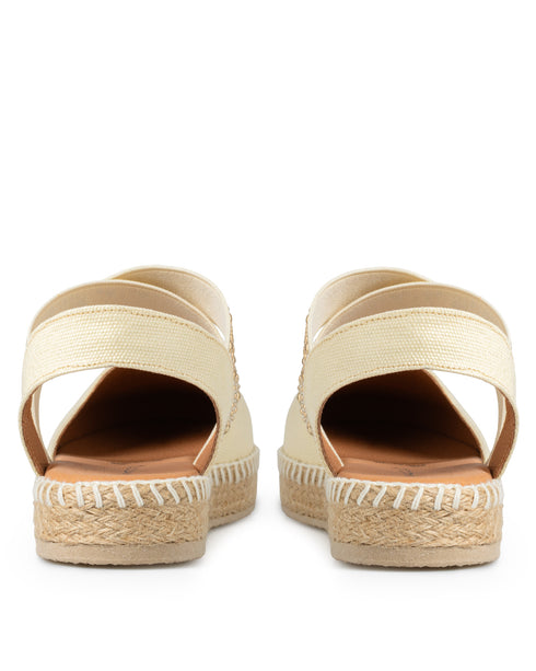 Zapato Flat Beige Tiras Estoperoles 5171