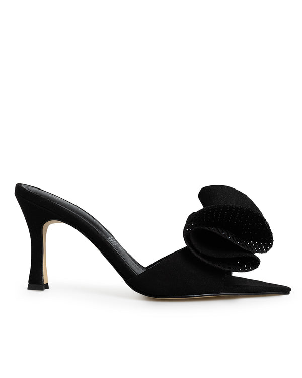 Zapatilla Negra Mule Moño 5820