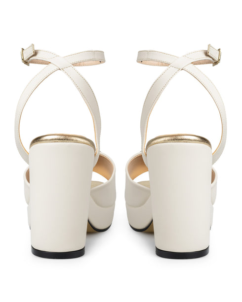 Sandalia Latte Plataforma Hebilla 6412