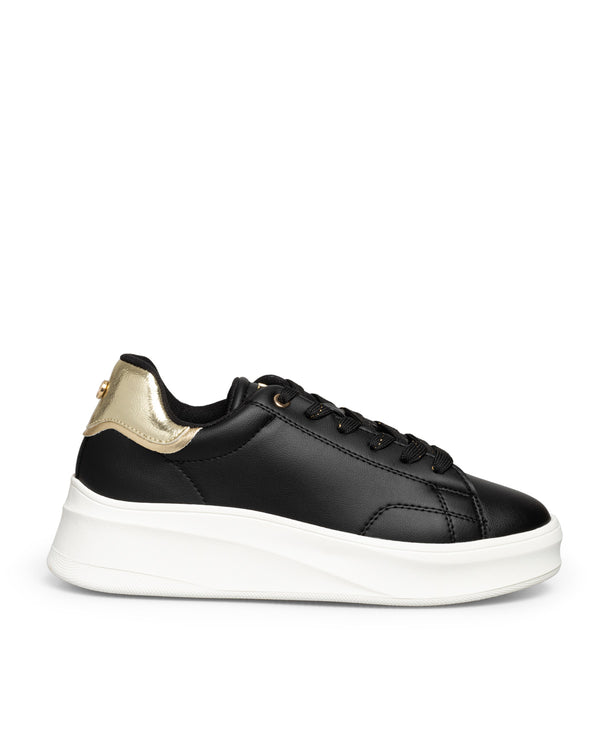 Tenis Negro Talón Oro 7072