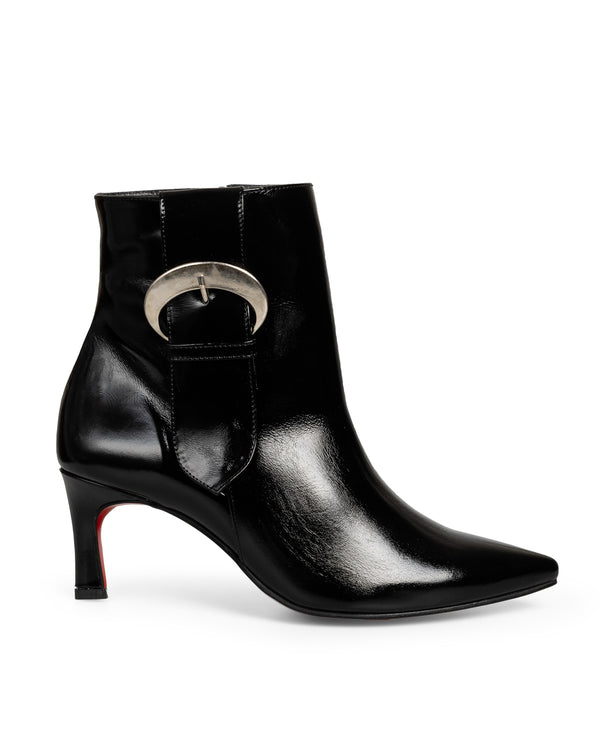 Bota Negra Picuda Hebilla 8068