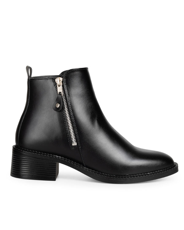 Botín Negro Con Cierre Lateral 8207