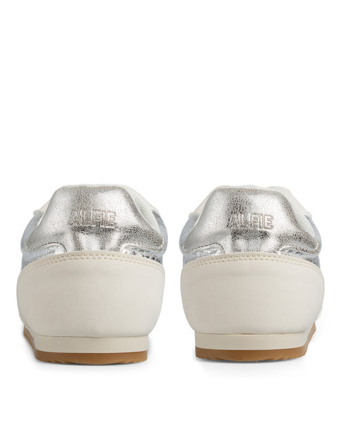 Tenis Plano Plata Tiras Latte 9110