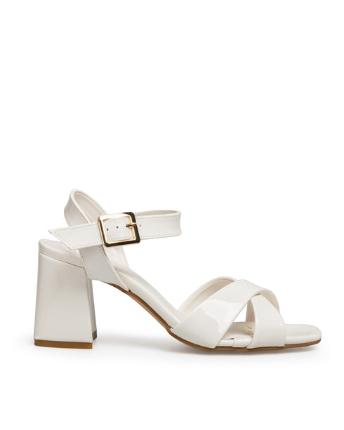 Sandalia Blanca Con Tacón Tiras Cruzadas 24322
