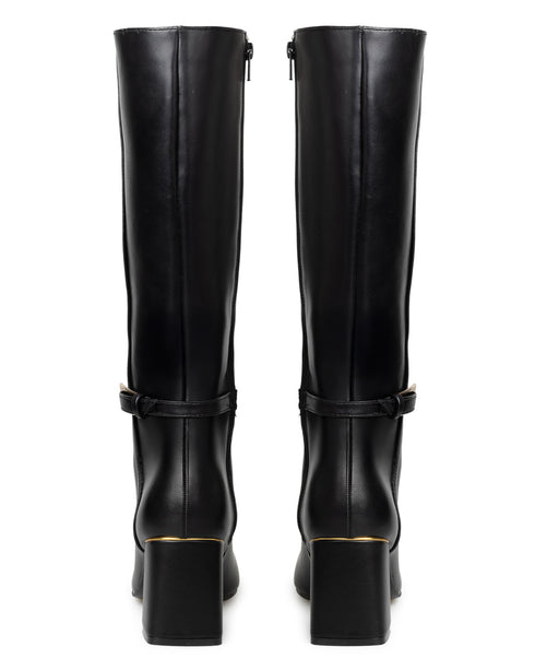 Bota Negra Con Correa Punta Cuadrada 39702