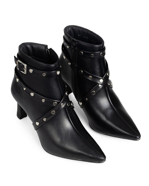 Botín Negro Picudo Tira Estoperoles 40102