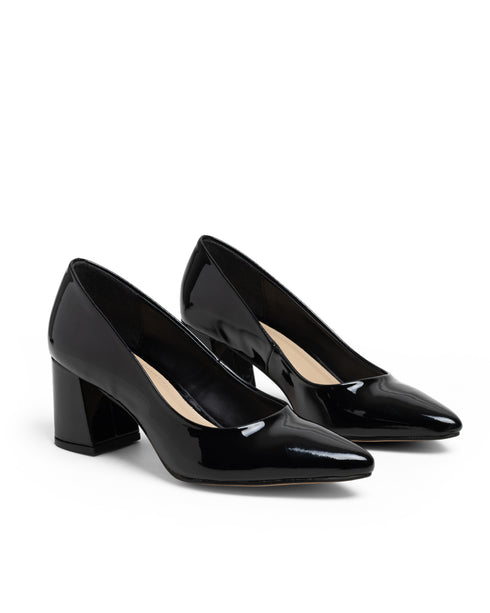 Zapatilla Negra Lisa Punta Picuda 16201